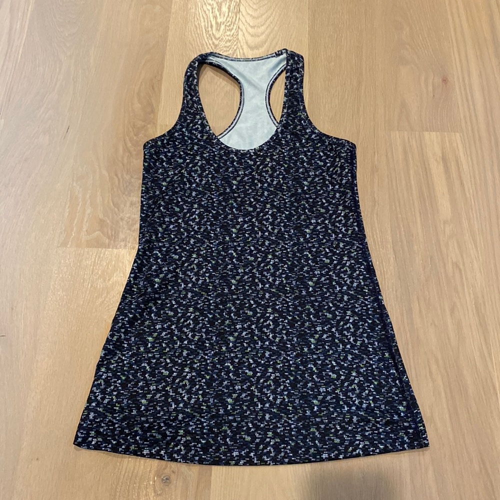 Lululemon tank top